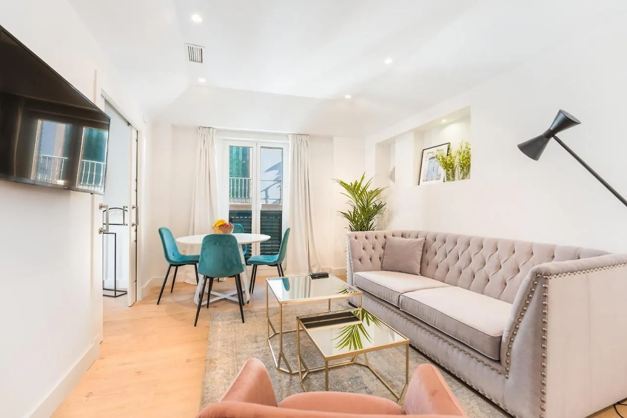 Lägenhet Debambu Suites Málaga Spanien