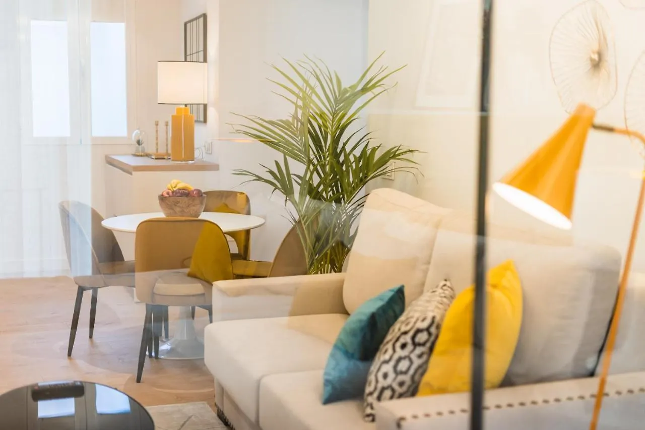 Debambu Suites Málaga Appartamento